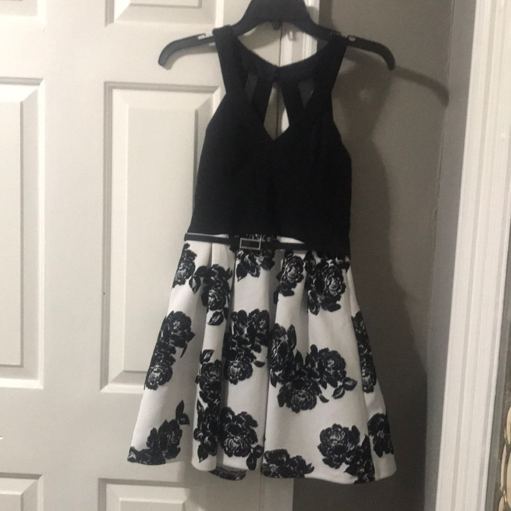 Gorgeous party dress